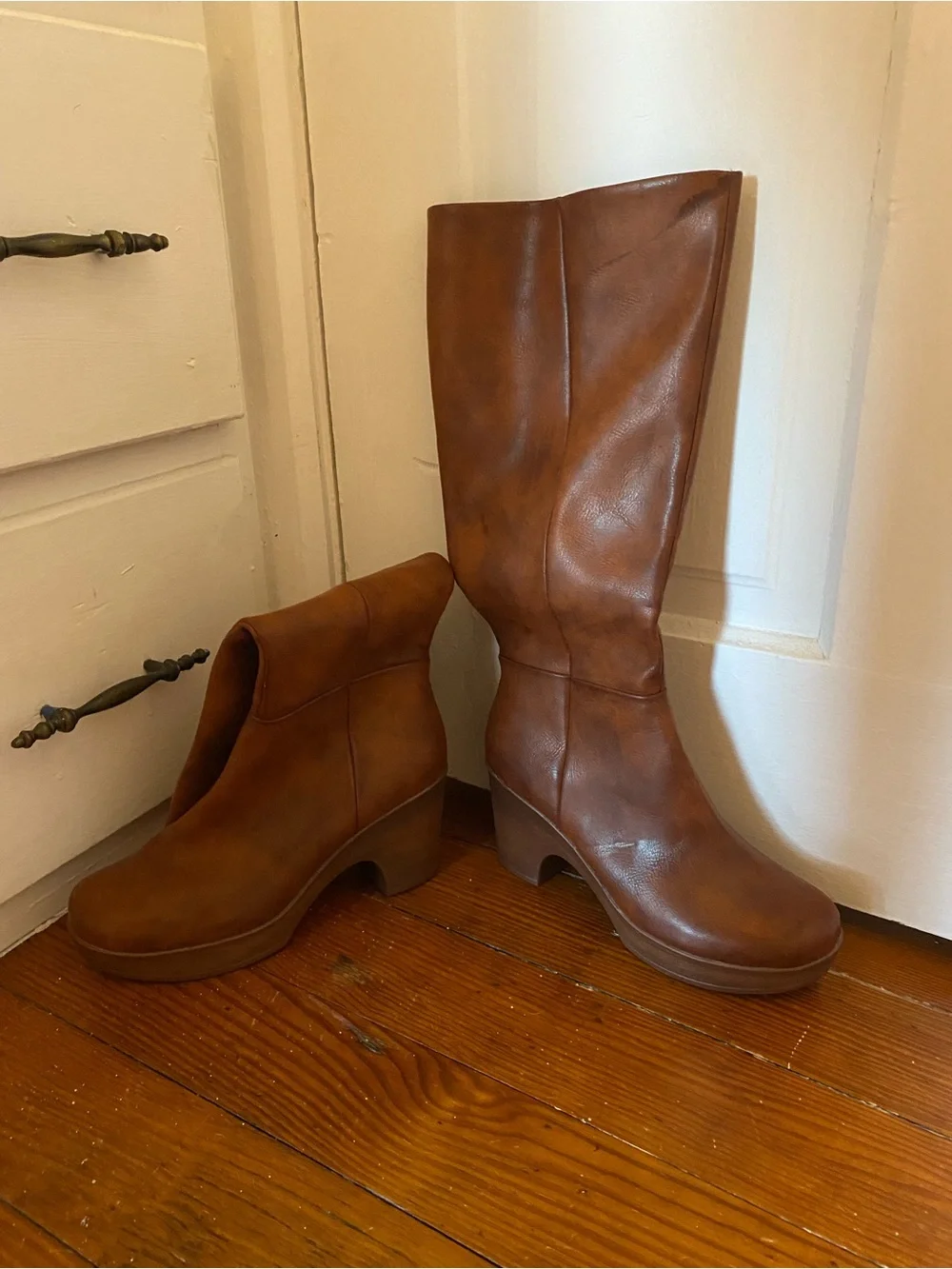 Women’s knee high Brown Boots BOC
